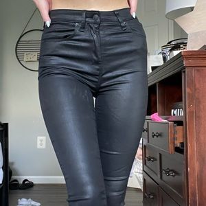 black pleather pant/jean/legging